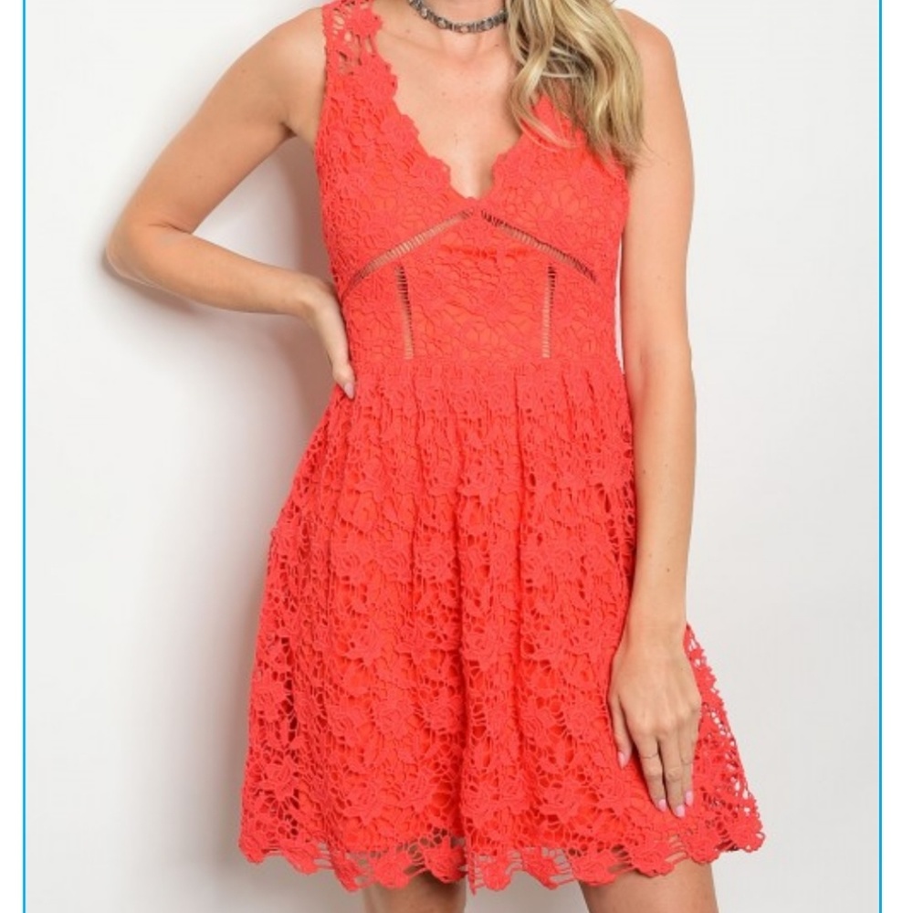 Sexy all over lace dress 🔥